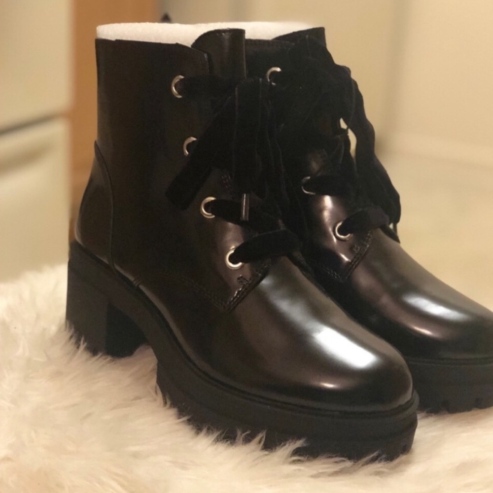 F21 Combat Boots NWT